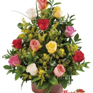 Arreglo floral de 12 rosas