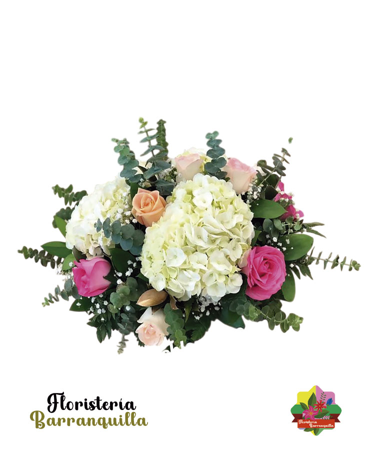 Centro de mesa con hortensias